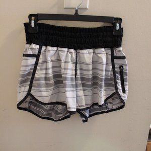 Lululemon Tracker Striped Shorts 6